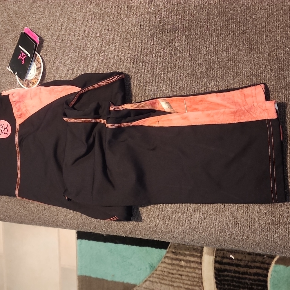 Pink camo yoga pants